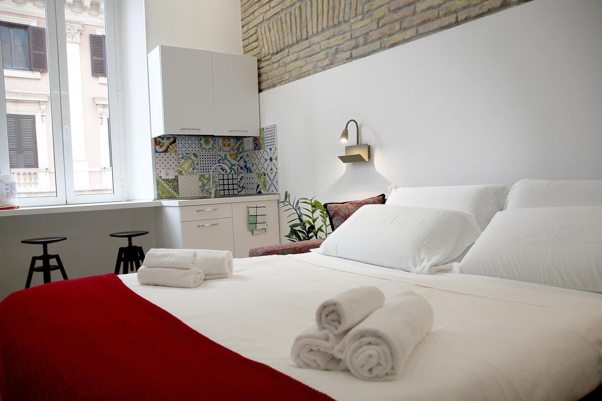 Joyful 148 Luxury Guest House Powered By Joyful Termini Boutique Guest House Рим Экстерьер фото